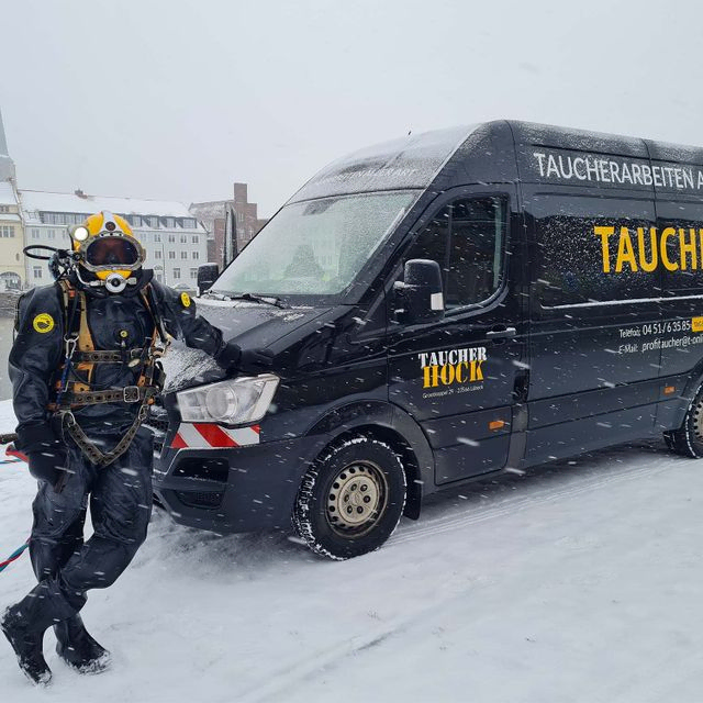 Taucher Hock, Profitaucher, Grootkoppel 29, 23566 Lübeck
